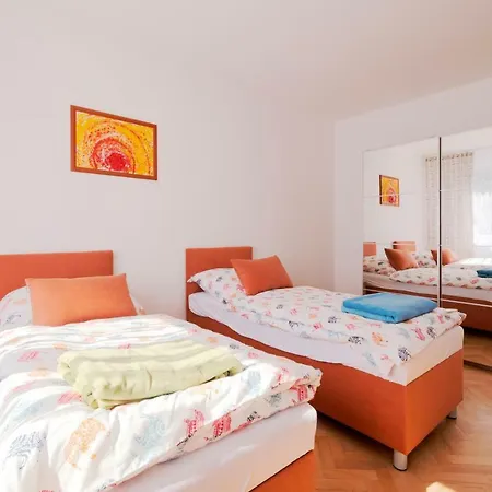 Apartment Terasa Capajevova 6